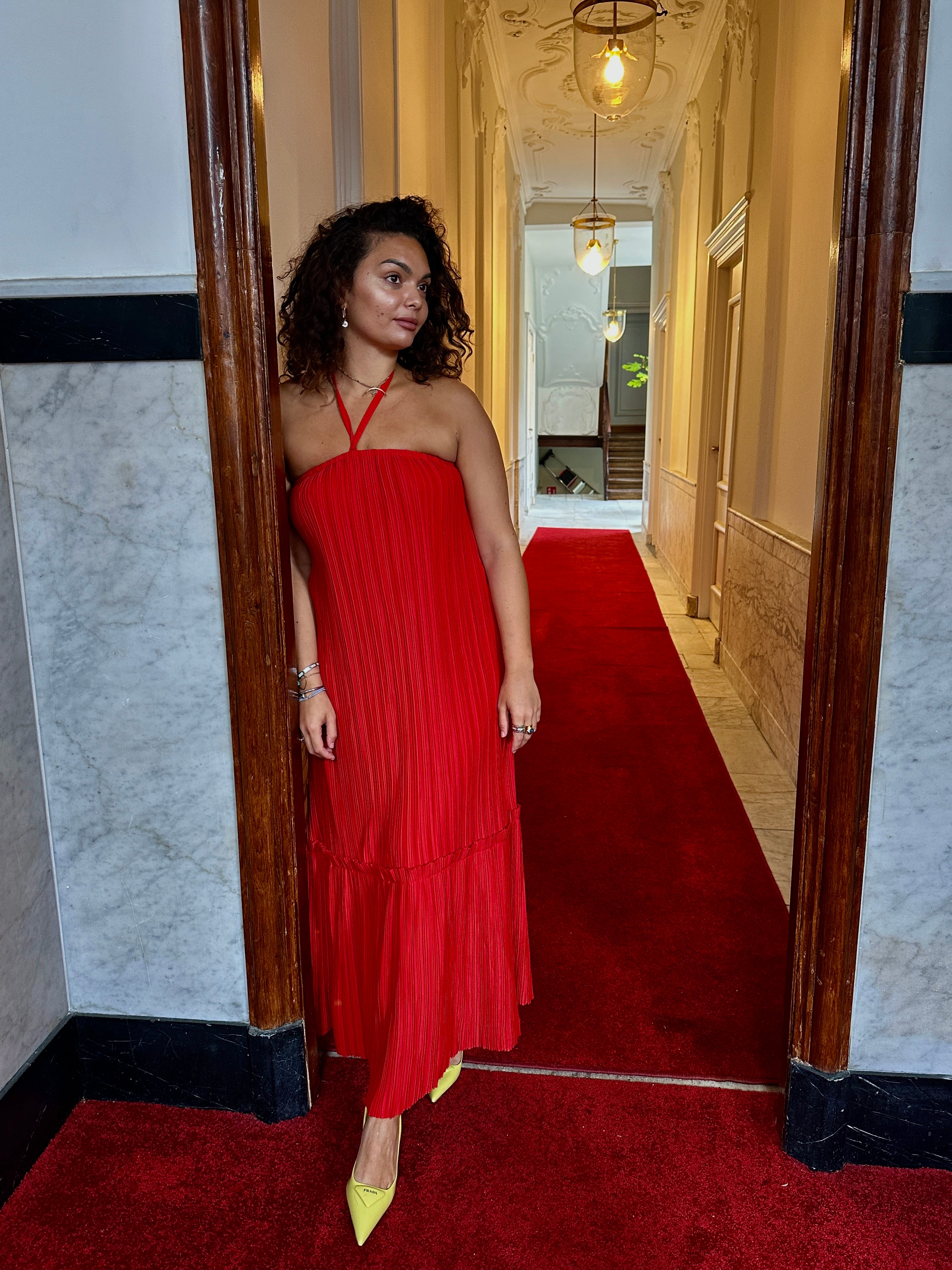Rent for your upcoming holiday! Date night Bambah red dress to rent - kledingverhuur Nederland, België