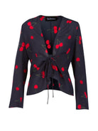 Realisation par blouse, cherries. Fashion rental